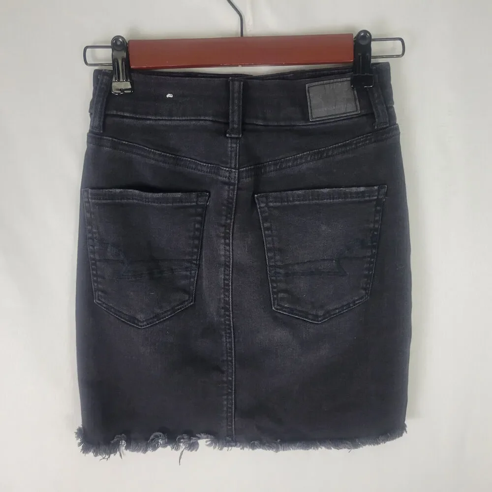 American Eagle Denim Mini Skirt Womens 00 Charcoal Destroyed‎ Raw Hem Distressed